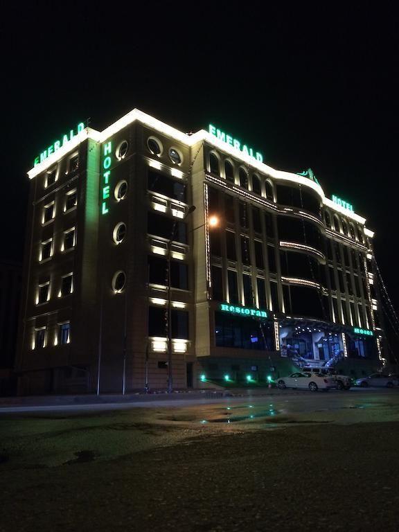 Отель Emerald Baku — фото 1