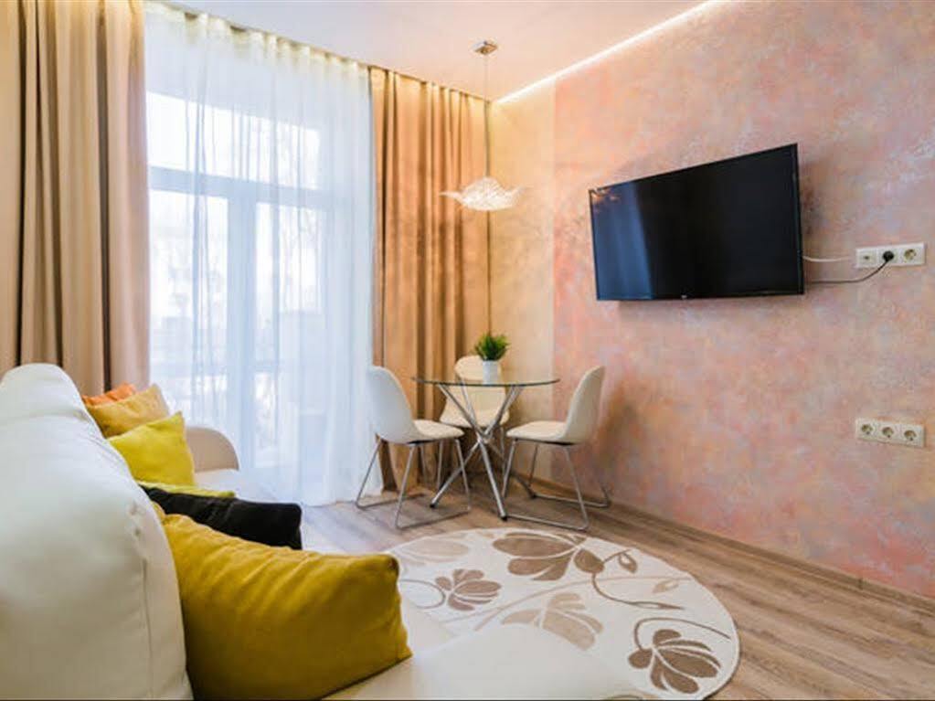 Минск: RentBel White Hall Apartments