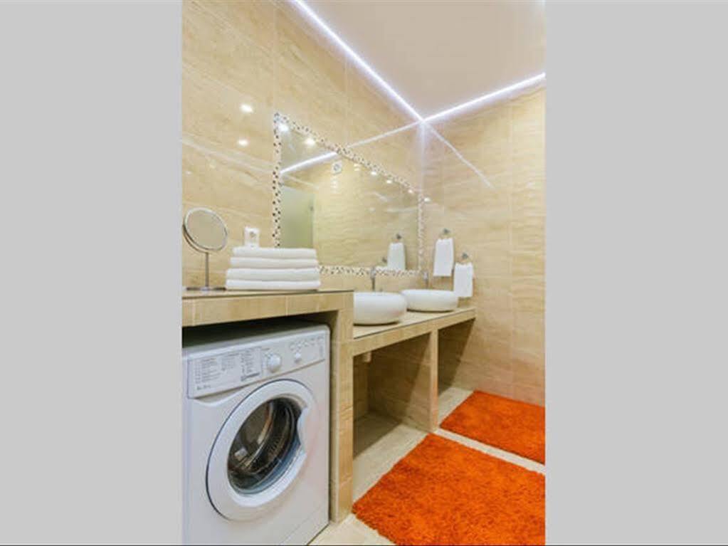 Минск: RentBel White Hall Apartments