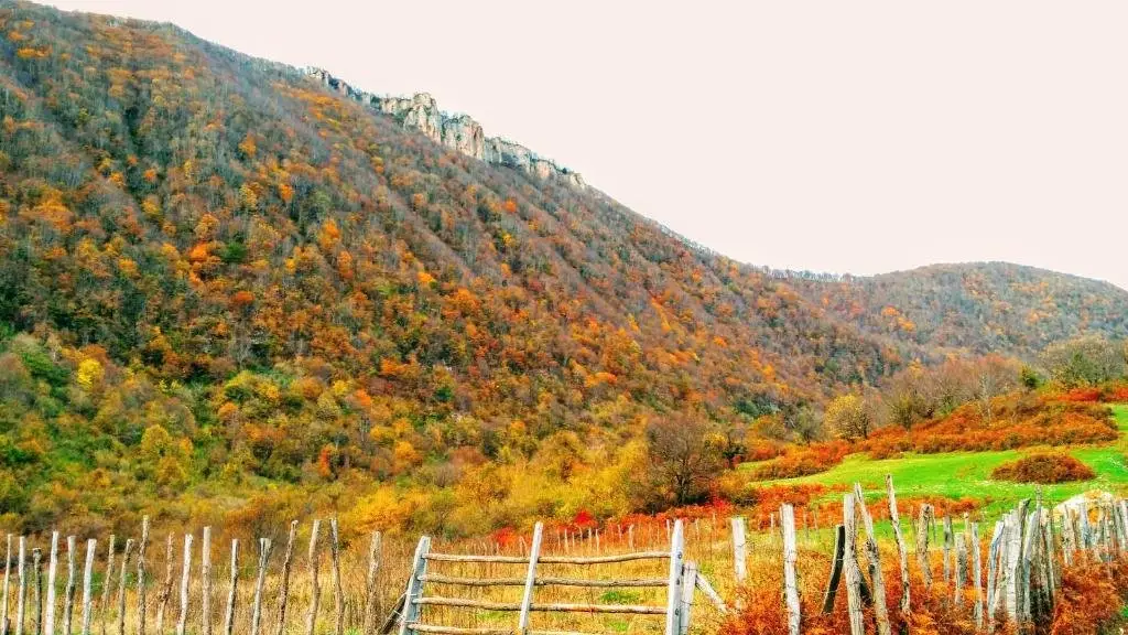 Цагери: Discover Kinchkha