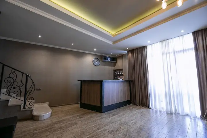 Тбилиси: Ikalto Hotel
