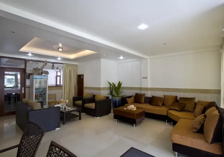 Хулхумале: Гостевой дом Newtown Inn