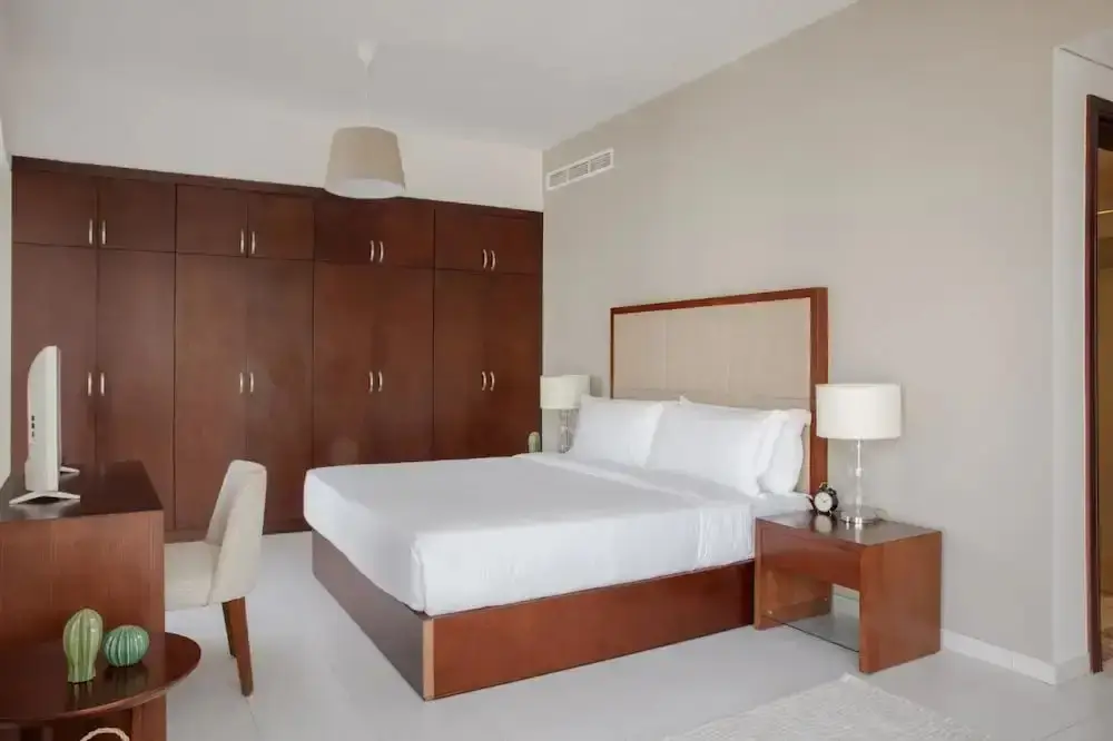 Дубай: Fantastay Marina Tower