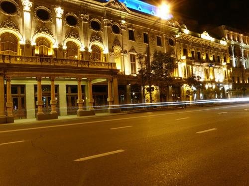 Тбилиси: Cozy Apartment at Rustaveli Avenue