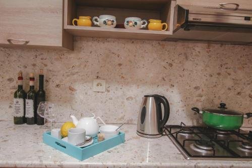 Тбилиси: Cozy Apartment at Rustaveli Avenue
