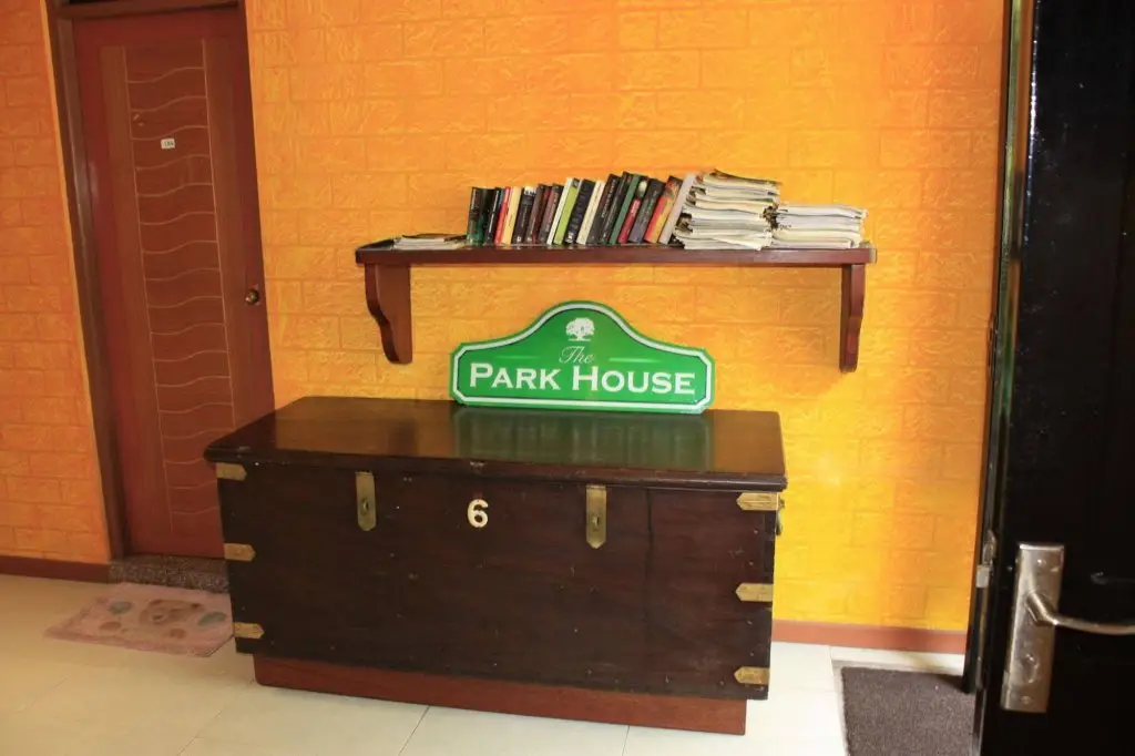 Мале: The Park House