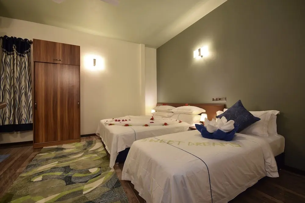 Укулхас: Island Home Ukulhas