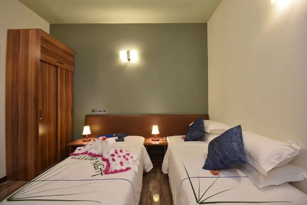 Укулхас: Island Home Ukulhas