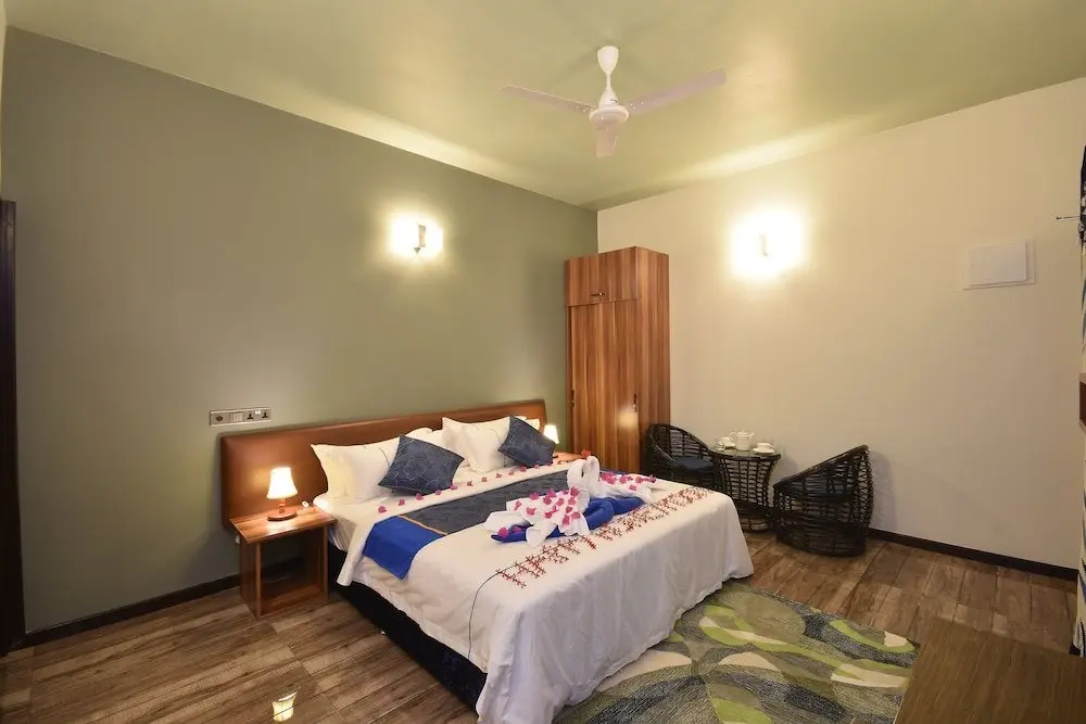 Укулхас: Island Home Ukulhas