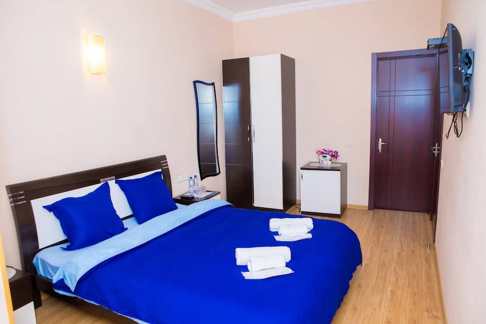Тбилиси: Vera Gold Hotel
