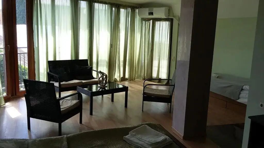 Тбилиси: Duplex Opera