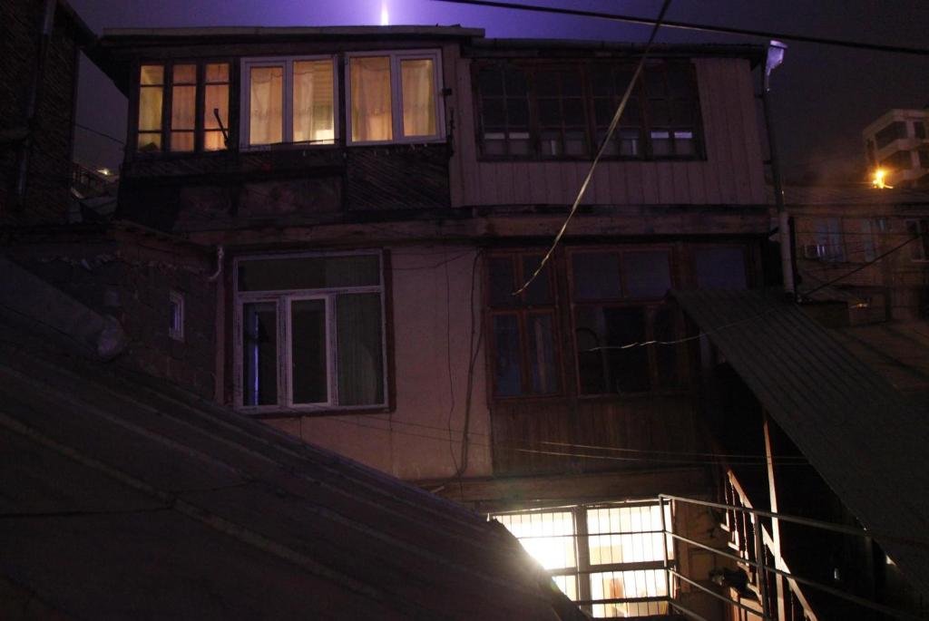 Тбилиси: Vintage house 19 century