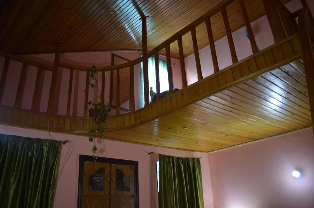 Тбилиси: Vintage house 19 century