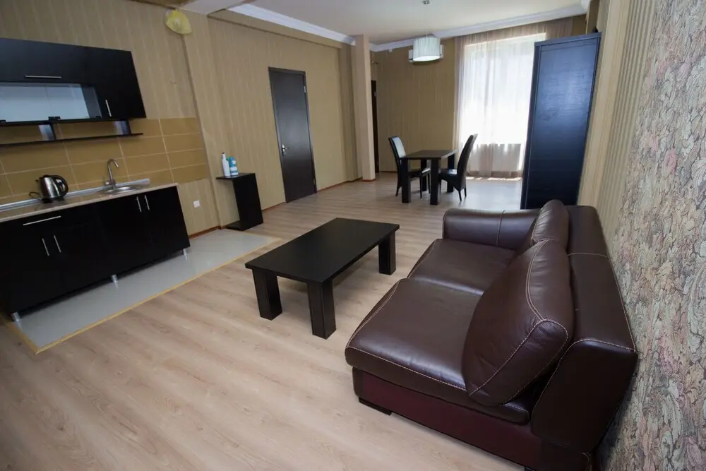 Тбилиси: Tbili House