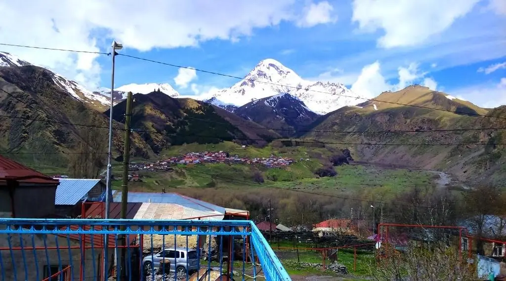 Степанцминда: Blue Guesthouse
