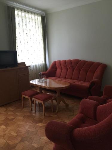 Иджеван: Hotel DOK