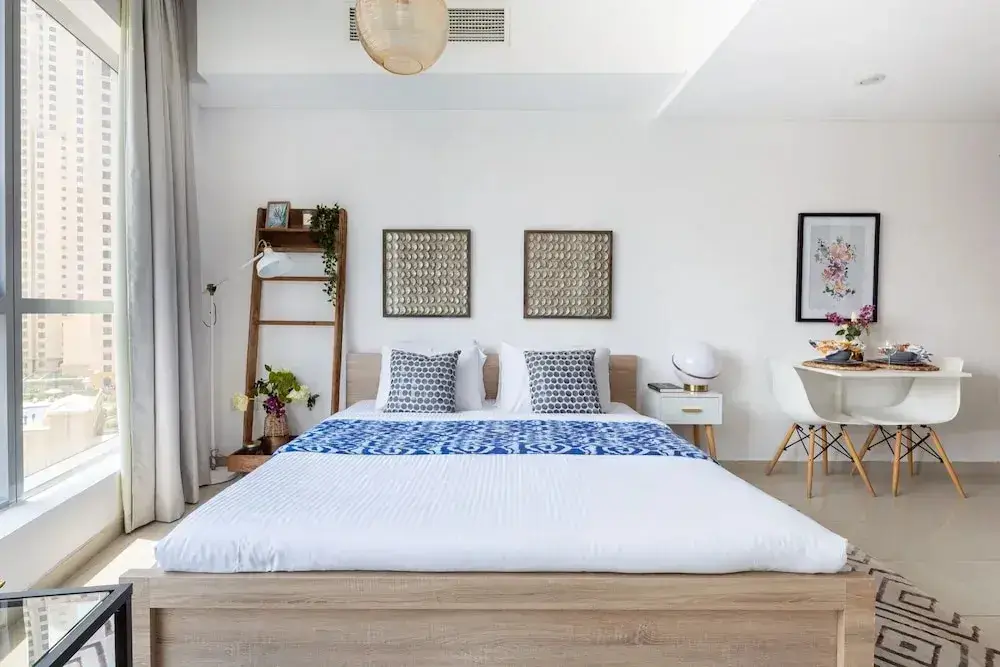 Дубай: Dazzling & Artistic Studio Apartment In Dubai Marina