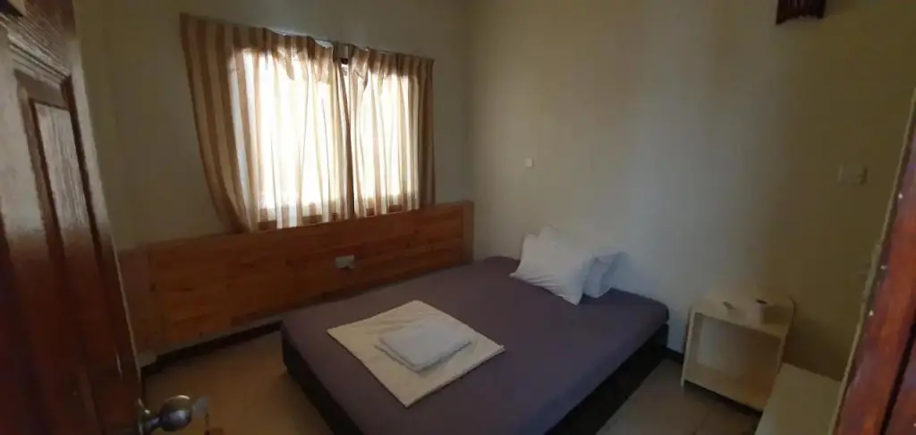 Тулусду: Surf Deck Guest House