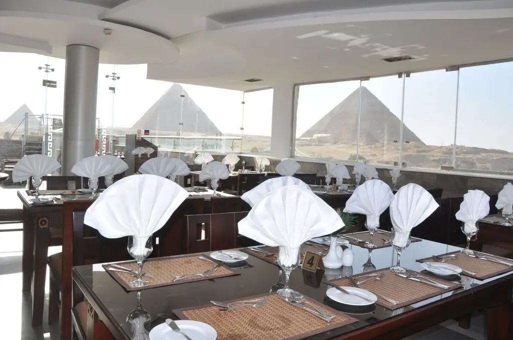 Гиза: Best View Pyramids Hotel