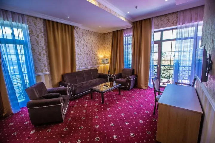 Сно: Hotel Sno Kazbegi