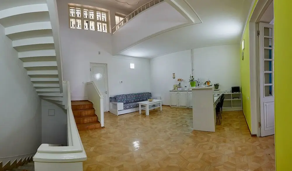 Ереван: Luys Hostel & Tours