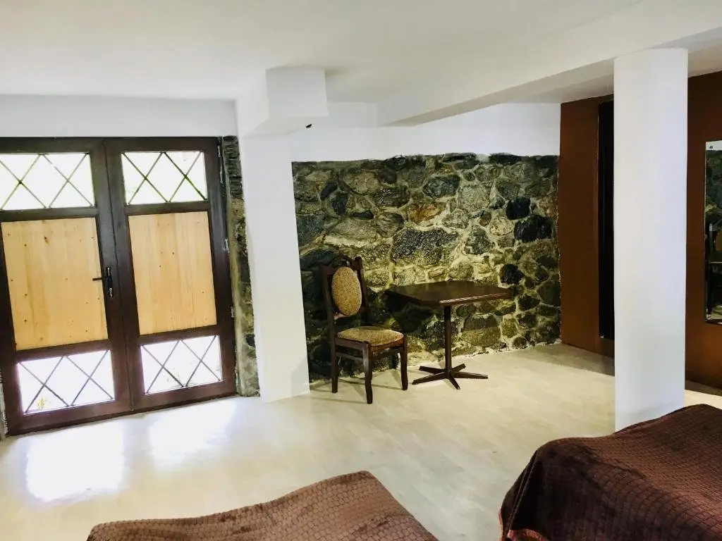Местиа: Guesthouse of Manoni