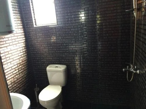 Местиа: Guest House Guledani