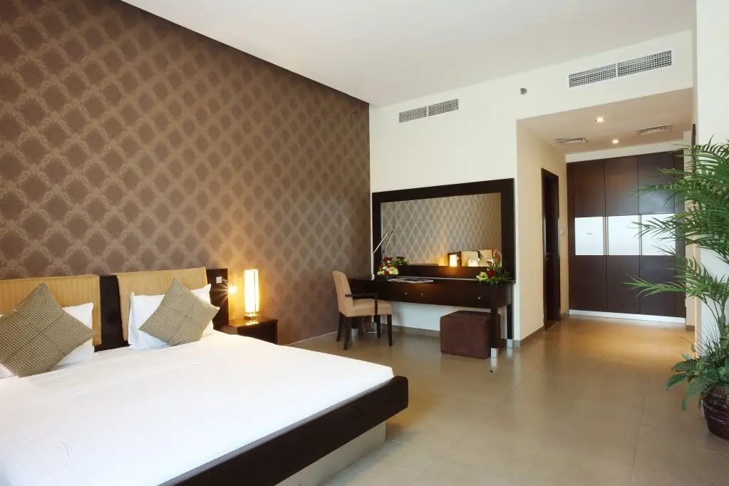 Дубай: Royal Ascot Hotel Apartment