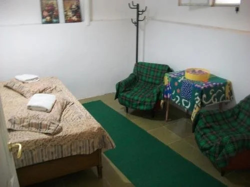 Тбилиси: Guest house "White Rooms"