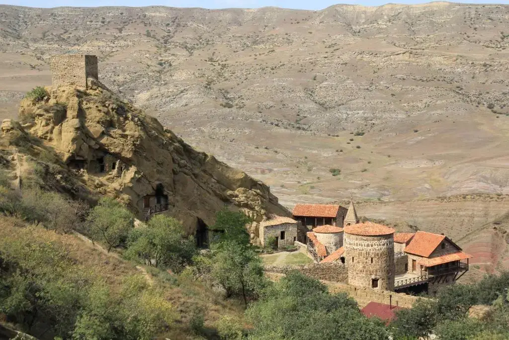 Удабно: Khutebi Hotel