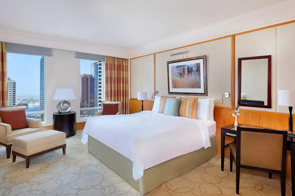 Дубай: The Ritz-Carlton Residences, Dubai International Financial Centre