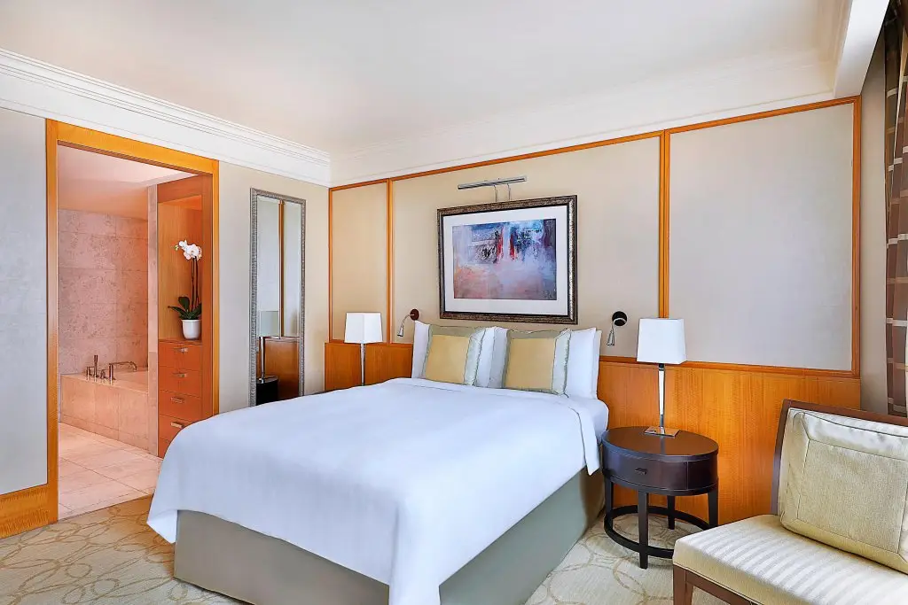 Дубай: The Ritz-Carlton Residences, Dubai International Financial Centre