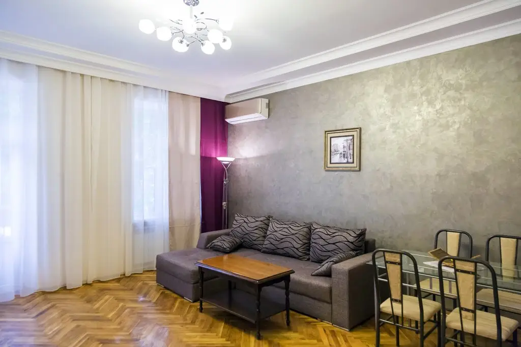 Ереван: Апартаменты Spacious 2 Bedroom in City Center