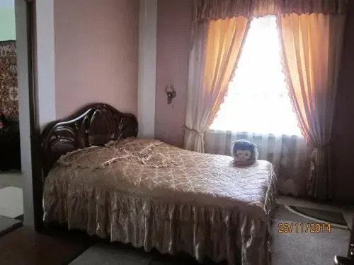 Цахкадзор: Kecharetsi House