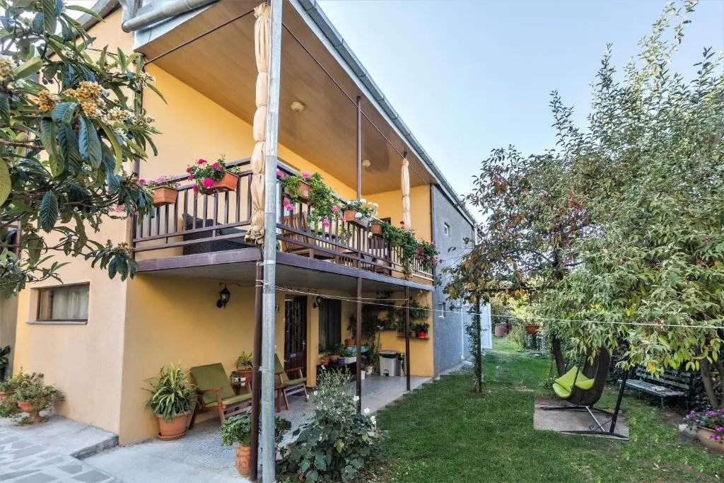 Телави: Tinikos Guest House