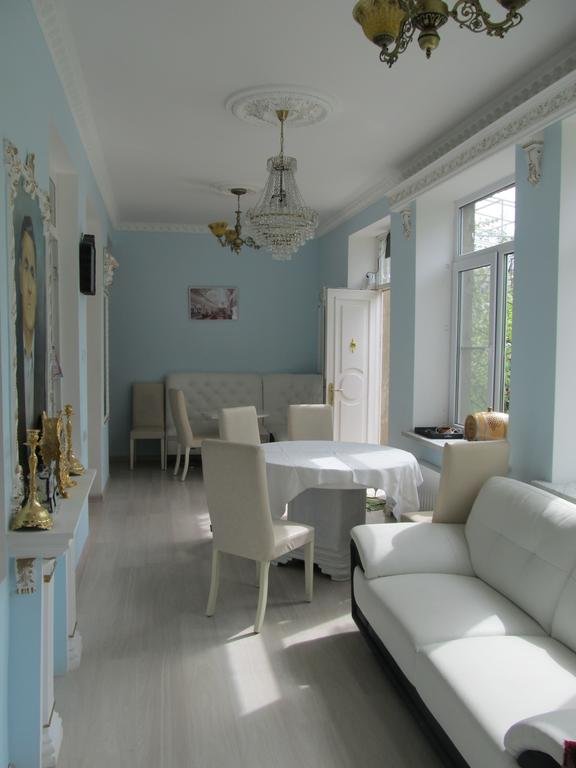 Гюмри: Хостел Artush & Raisa B&B