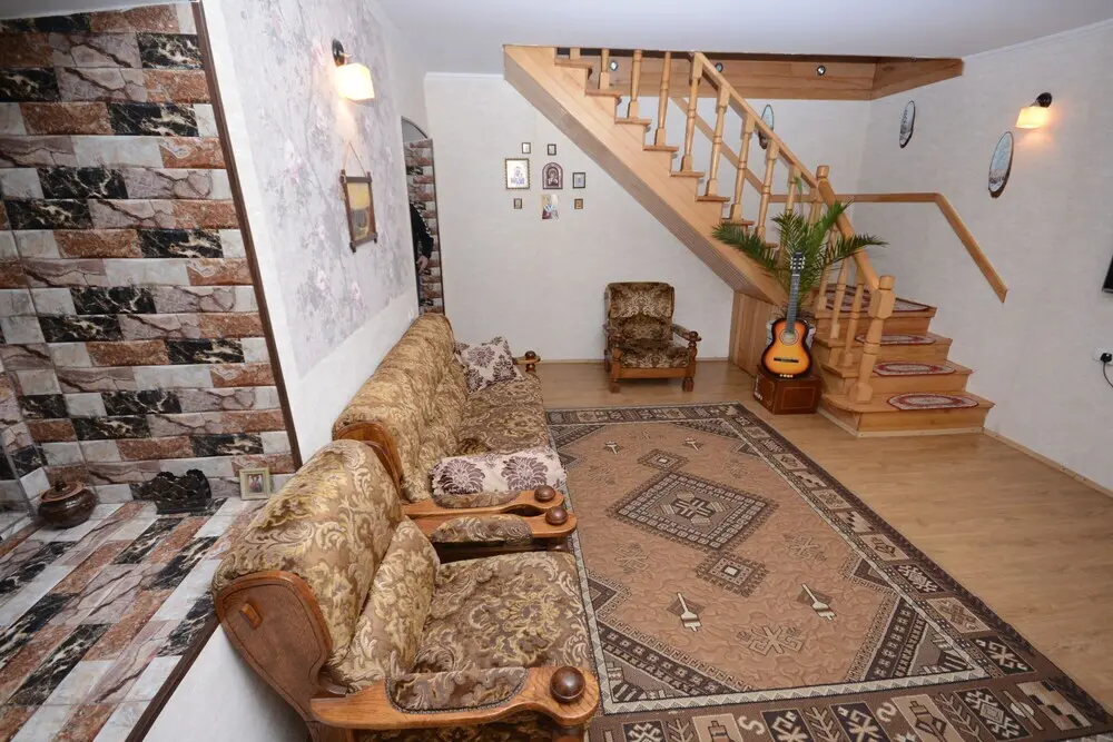 Боржоми: Guest House Metreveli