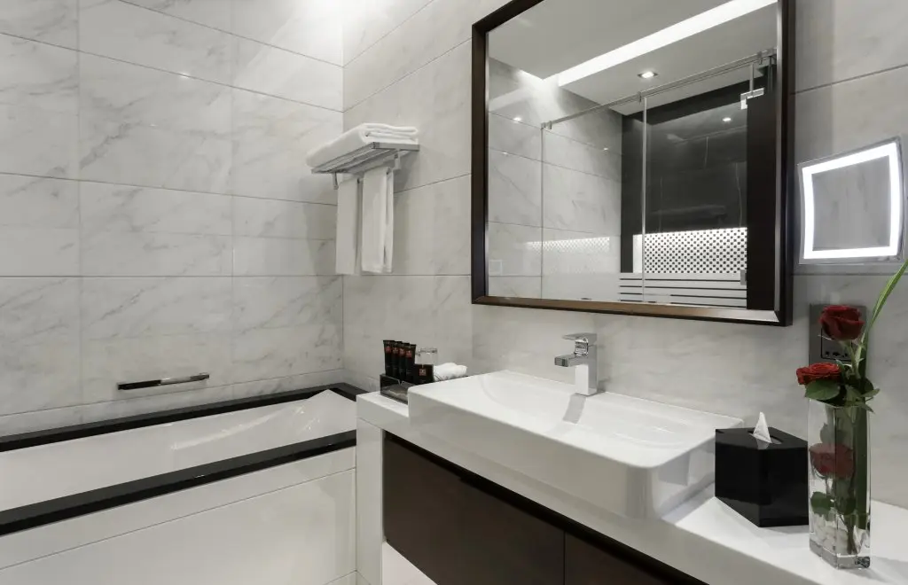 Дубай: Renaissance Business Bay Hotel