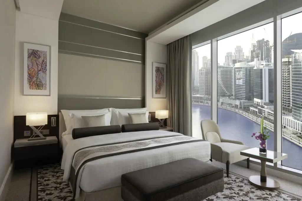 Дубай: Renaissance Business Bay Hotel