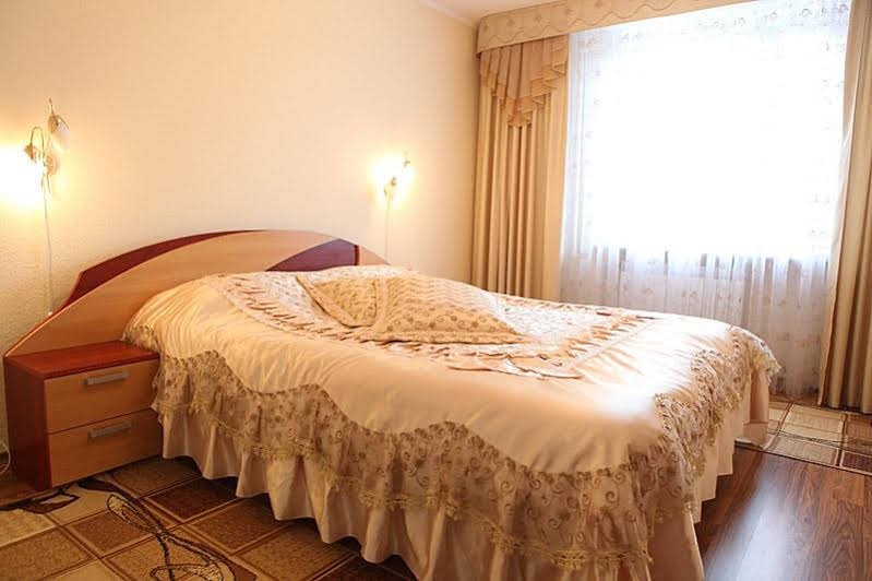 Борисов: Borisovski Myasokombinat Hotel