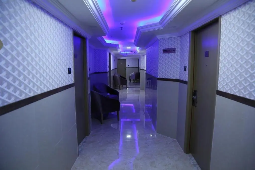 Дубай: Sun and Sands Plaza Hotel