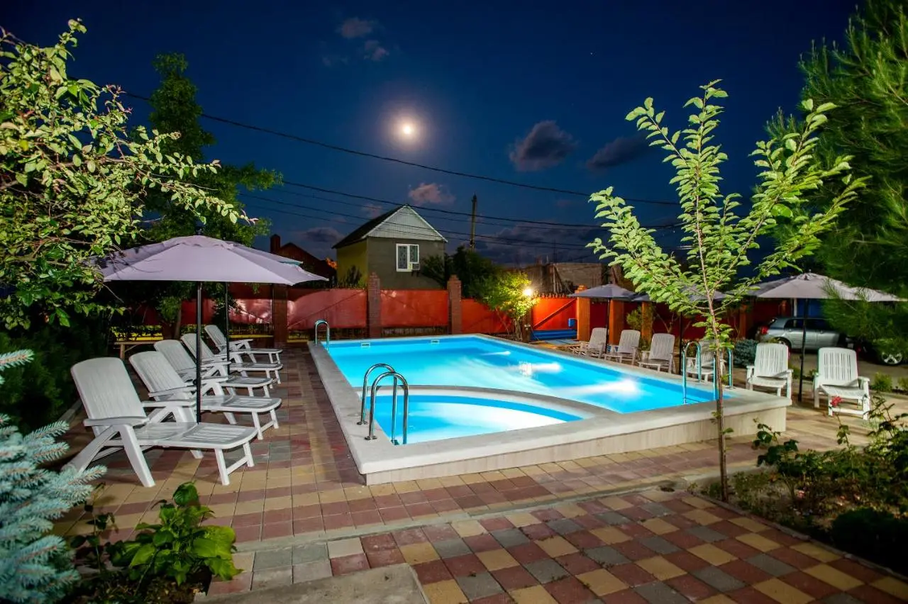 Джубга: Hotel Uyut