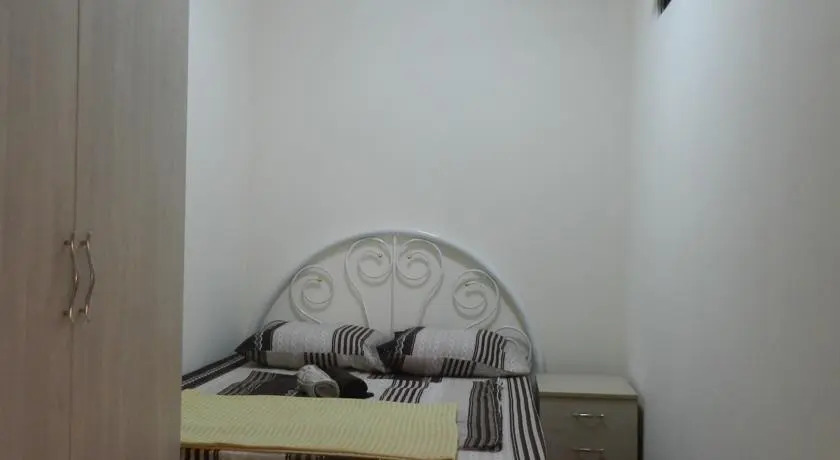 Батуми: Tigran Guest House