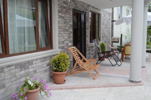 Кобулети: Guest House Rustaveli