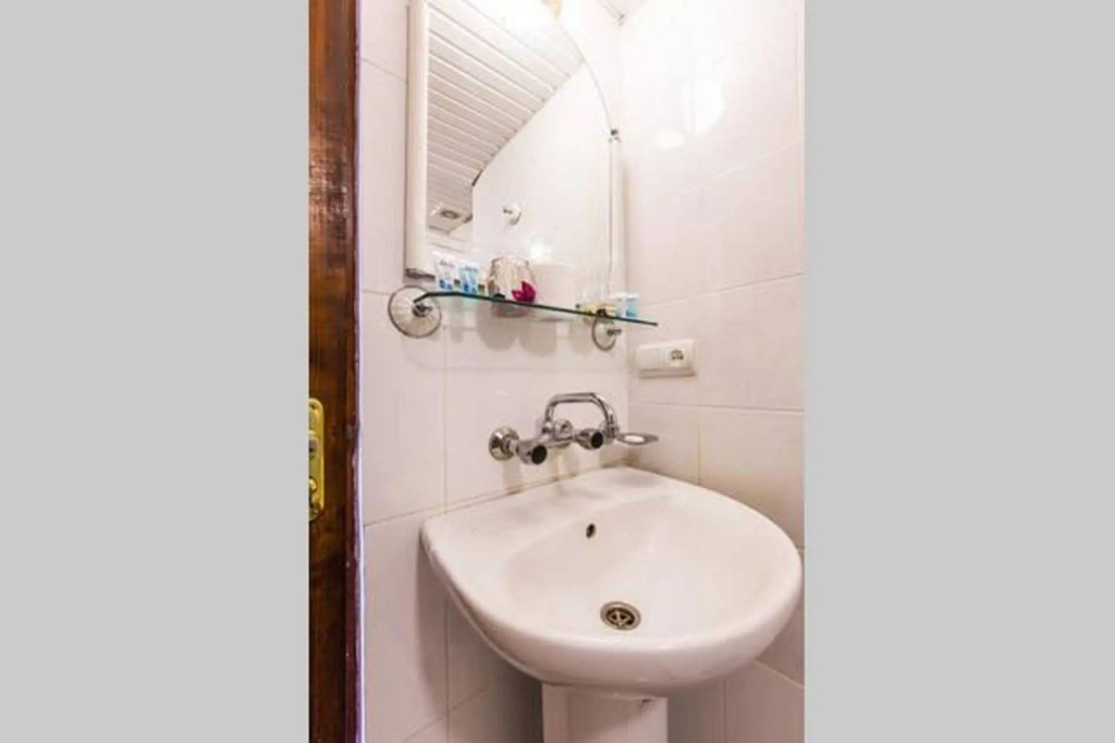 Тбилиси: Tofi Hotel
