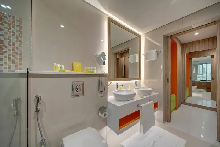 Дубай: Al Khoory Atrium Hotel