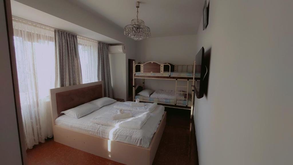 Батуми: On Khimshiashvili Apartment