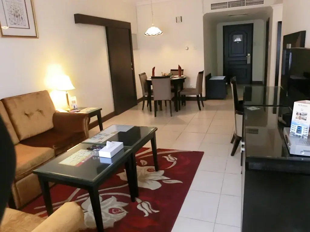Дубай: Al Nakheel Hotel Apartments