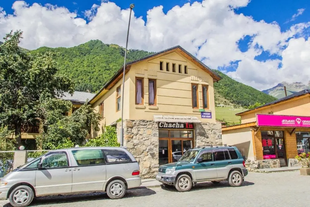 Местиа: Eka&Nino GuestHouse