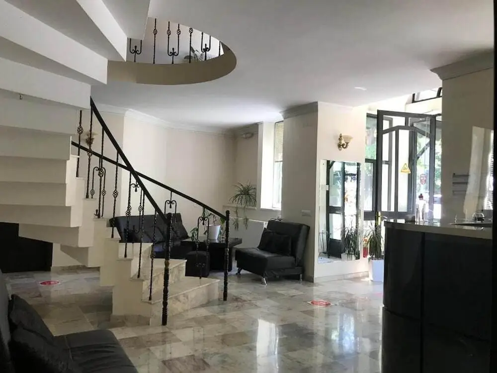 Тбилиси: Отель Grand Hotel Tbilisi